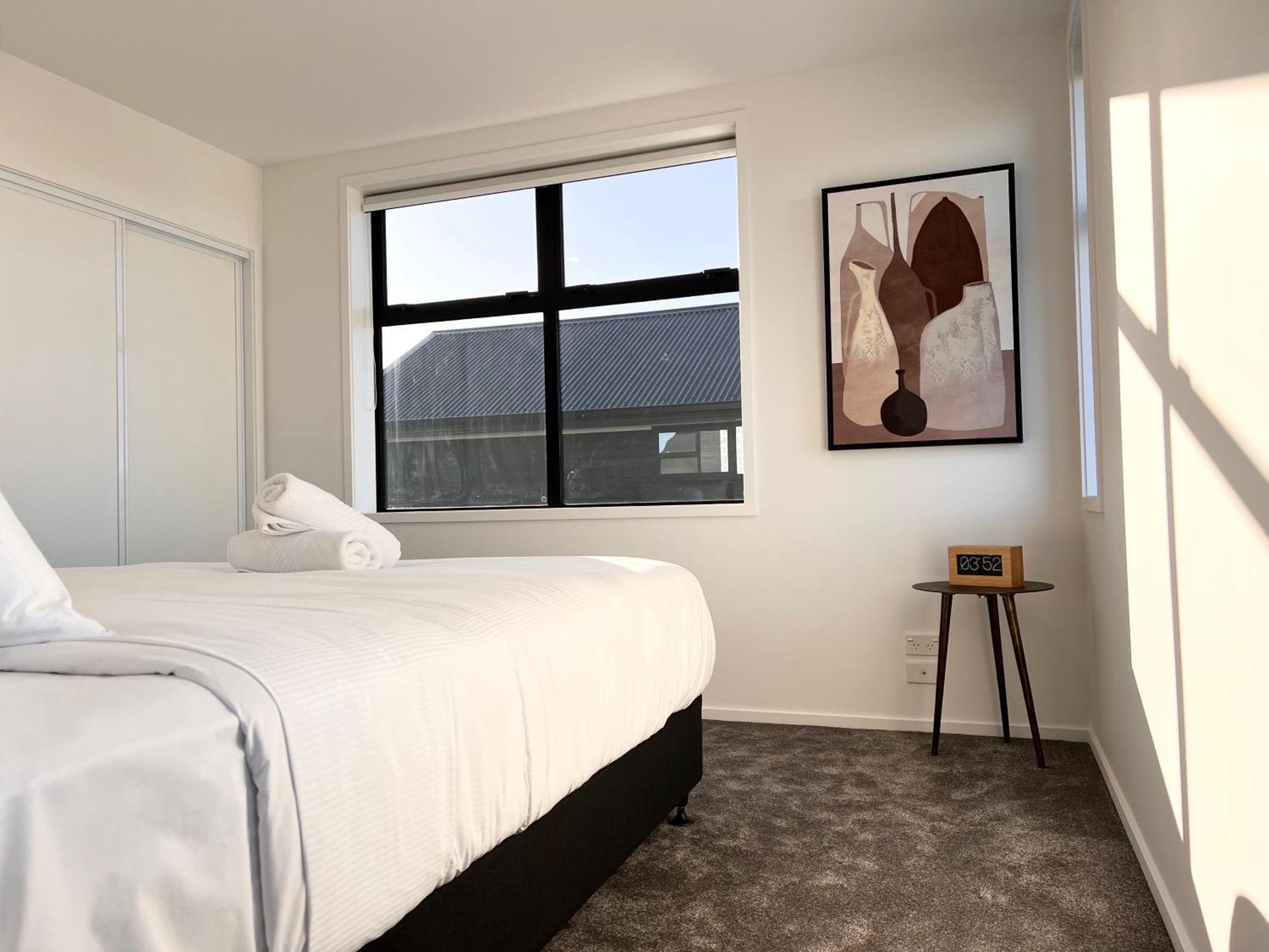 Incredible Luxury 3 Floors Townhouse High Ceiling Apartment Christchurch